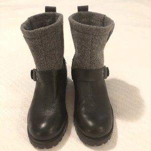 Woolrich Gray and Black boots